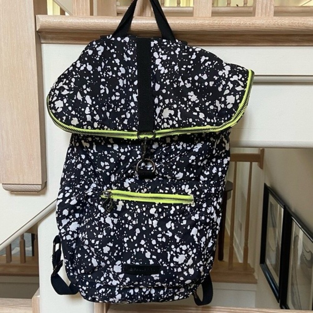 Fabletics The Riley Backpack in Black Paint - Picture 6 of 13